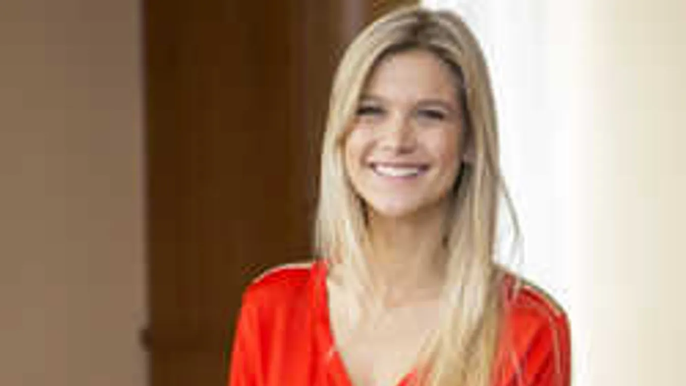 Bővült Weisz Fanni családja