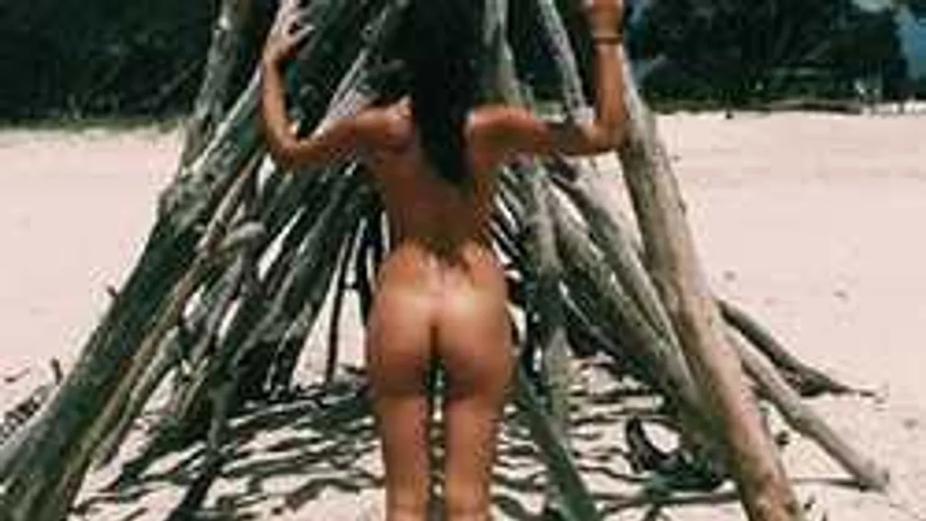 Hiába cenzúrázzák, meztelen képekkel szórja tele az internetet ez a nő