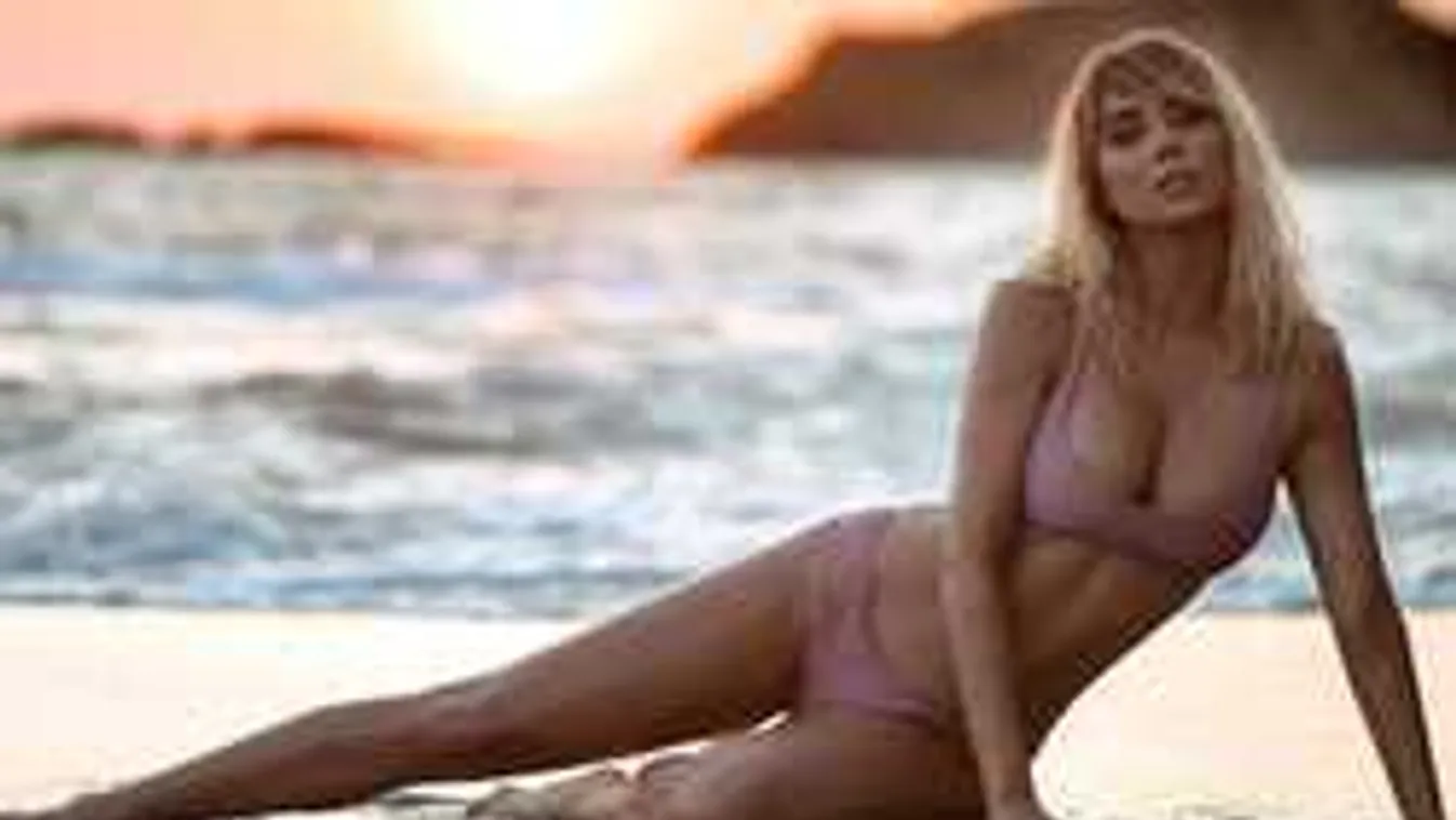 Se bugyi, se más: pucéran lovagol az almamellű bombanő