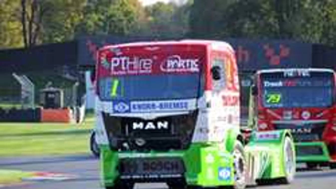 Szülinapot ünnepelt a világbajnok magyar csapat