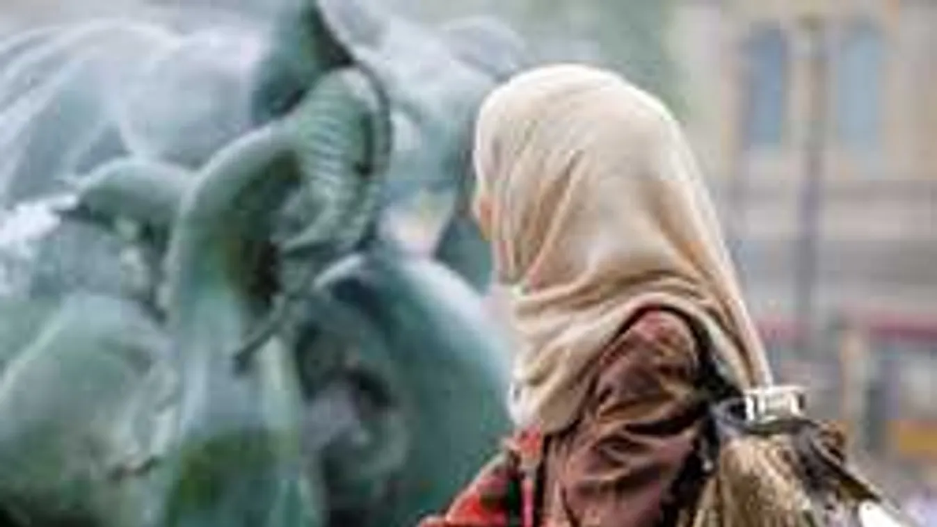 Így tette tönkre a karácsonyt egy muszlim lány Németországban