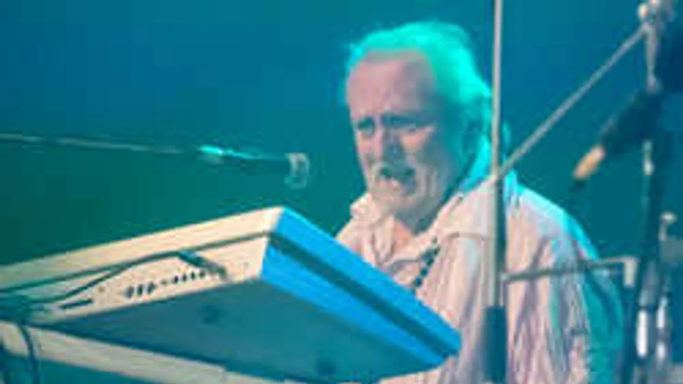 A kamerák előtt árult el titkokat Kóbor János Benkő László állapotáról