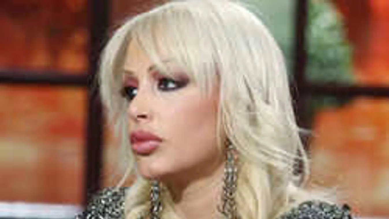 Kicsapja a biztosítékot Kelemen Anna karácsonyi üdvözlete - Videó