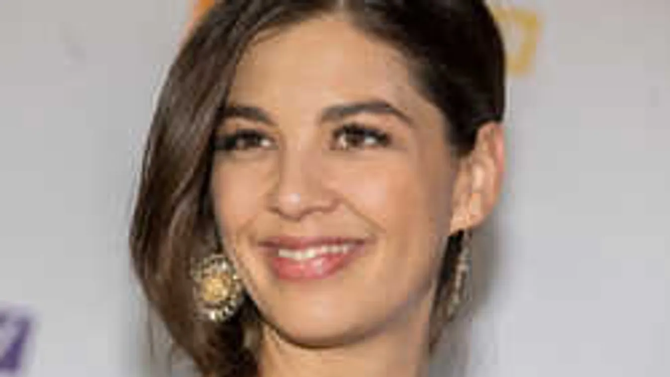 Nem szégyenlősködött, így produkálja magát Ázsiában Ördög Nóra -videó