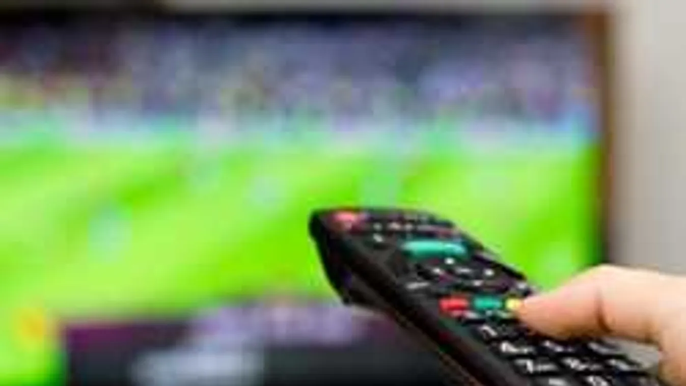 Súlyos döntés vár a sportrajongókra