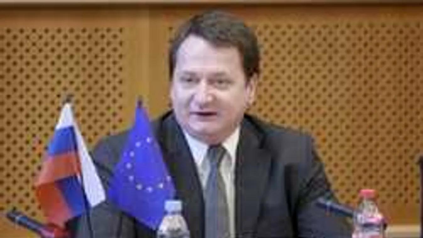 Fájhat Vona feje: KGBéla cserben hagyta a Jobbikot