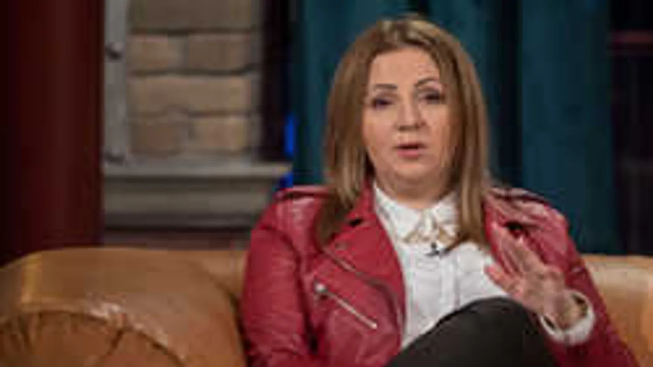 Drámai vallomás: Alkoholba fojtja bánatát Bea asszony