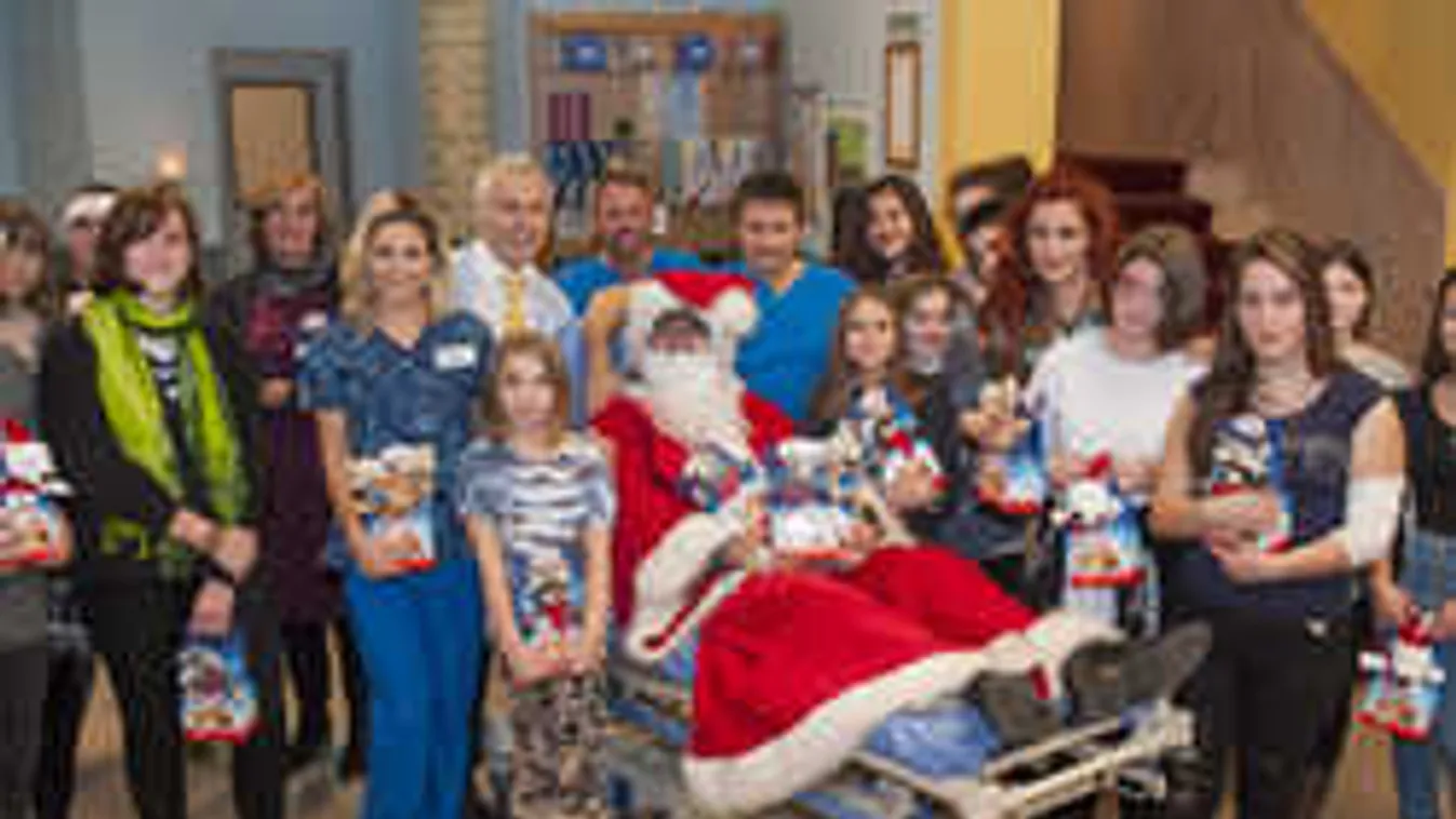 Diákok lepték el a Jóban Rosszban stúdióját