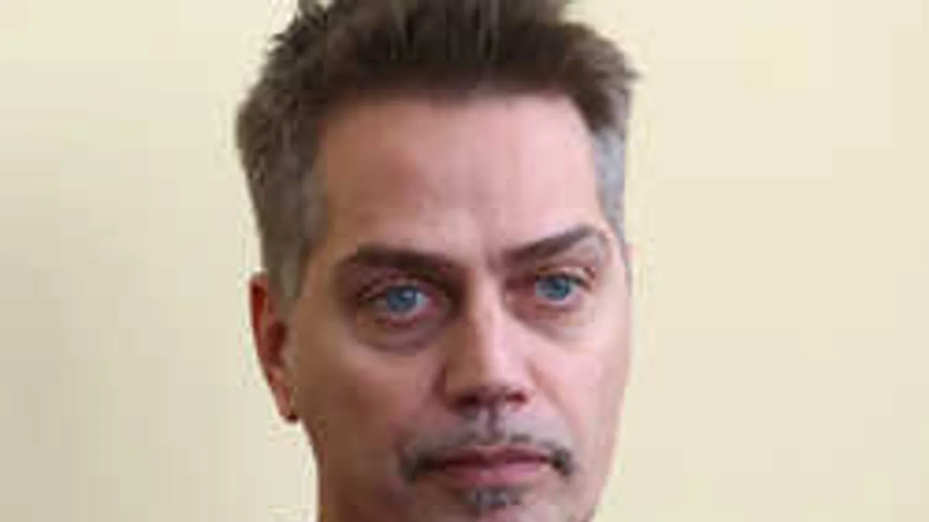 A kórházból üzent a megműtött magyar műsorvezető - Fotó