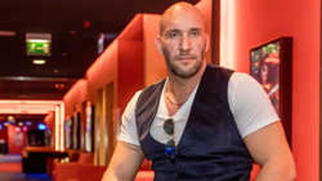 Berki Krisztián: Mindenkit megvettem kilóra Ázsiában