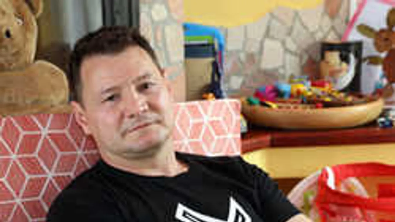 Ikreket vártak Madárék, miért csak egy baba születhetett meg?