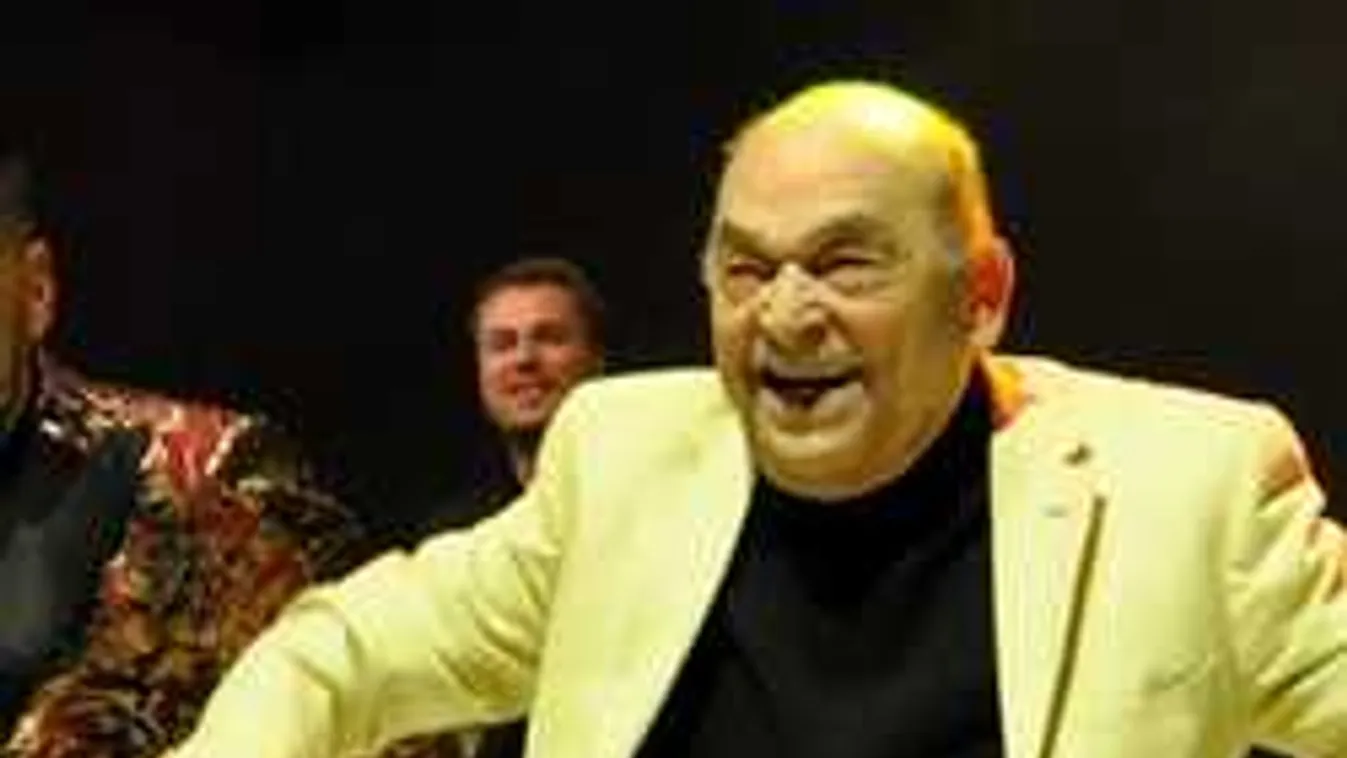 Ezt tette a színpadon Bodrogi Gyula: Nem hittünk a szemünknek - fotó