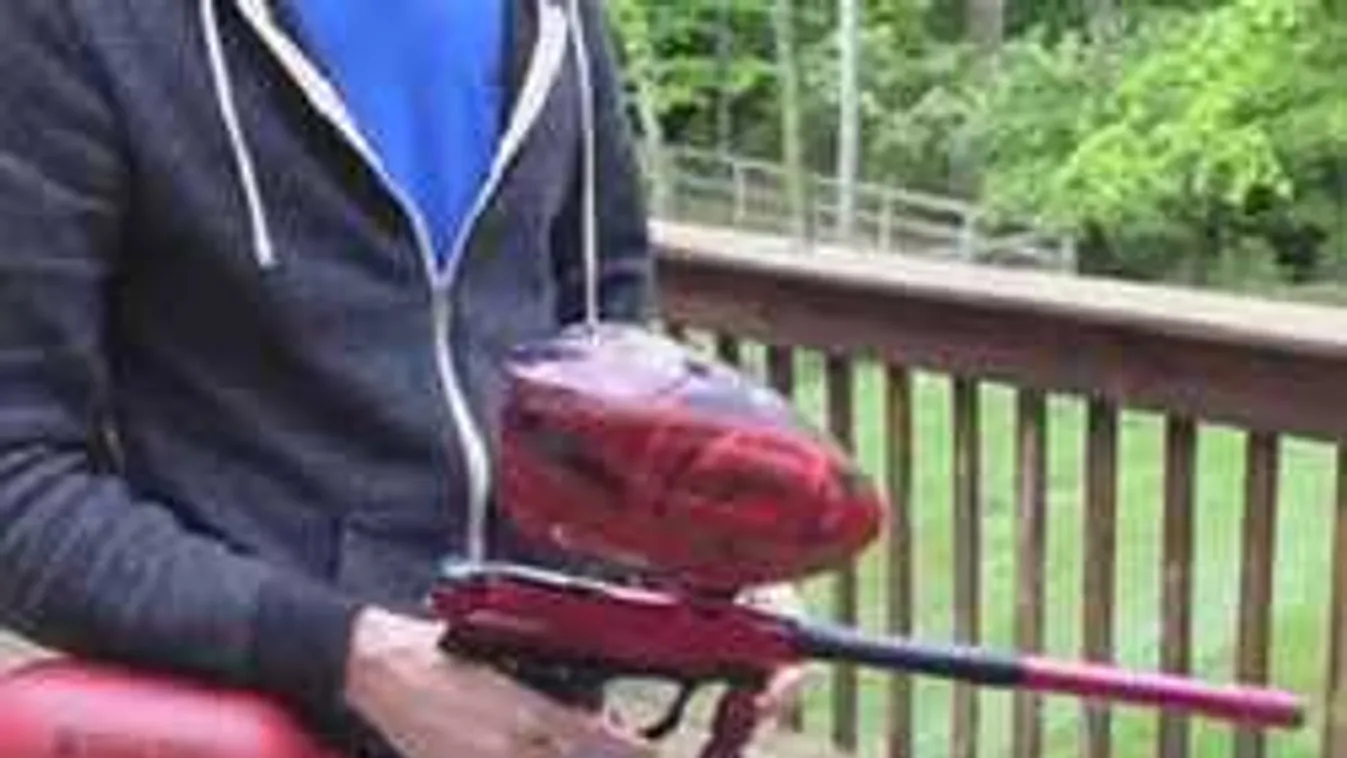 Festékpatronos pisztolyokkal edzettek a dzsihádra londoni iskolások