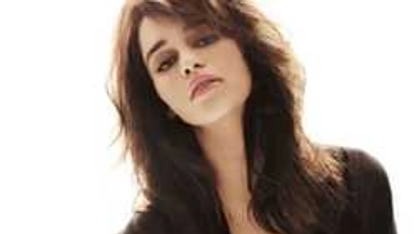 Ennyit fizettek a Trónok Harca jó nőjének egy közös epizódnézésért