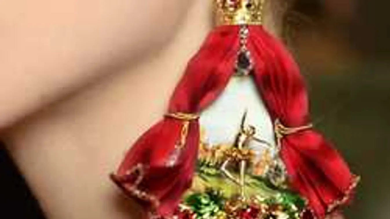 Õrült szexi a 2018-as a fülbevalódivat, bajban is lesz minden nő