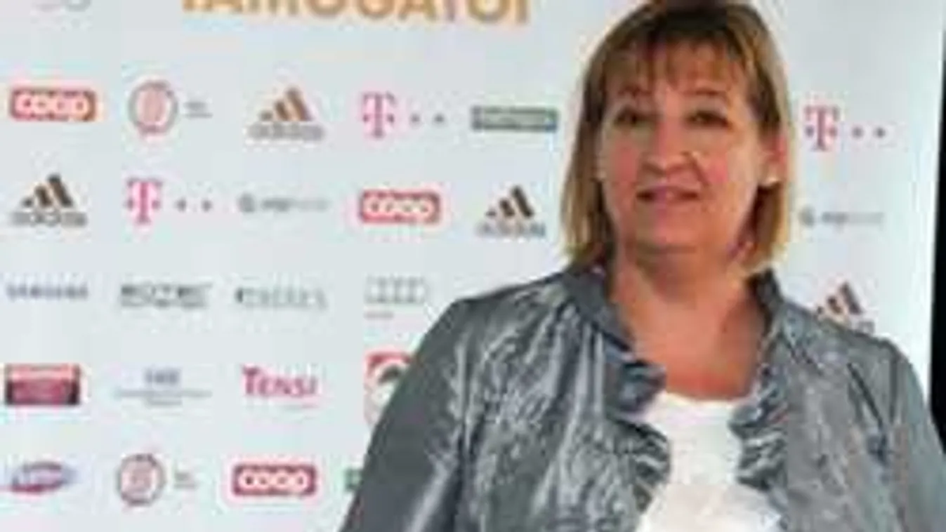 Elcsukló hangon mesélt férje a magyar világbajnok haláláról