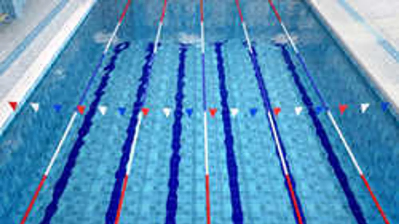 Horror az aquaparkban: családja mellett halt meg az apuka