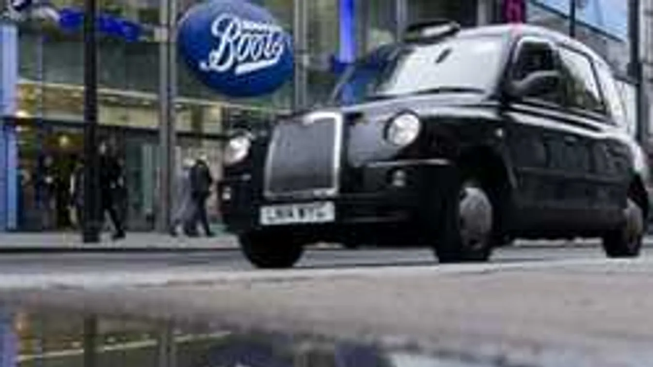 Újra szabad a pálya a nőket erőszakoló "fekete taxisnak"