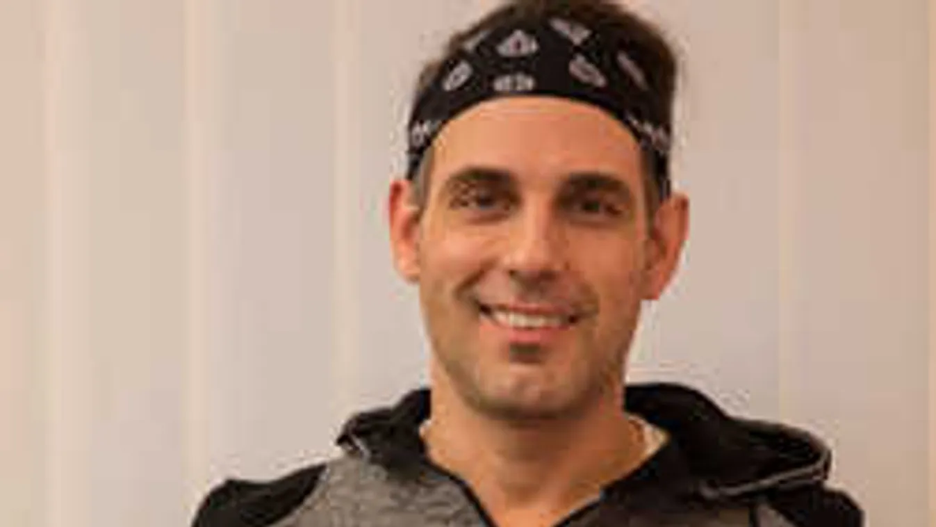 Mutatjuk az első fotókat a magyar sztárénekes titkos esküvőjéről