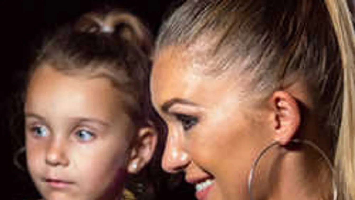 Kiütések lepték el a testét! Berki Natasa Zselykét anyukája ápolja