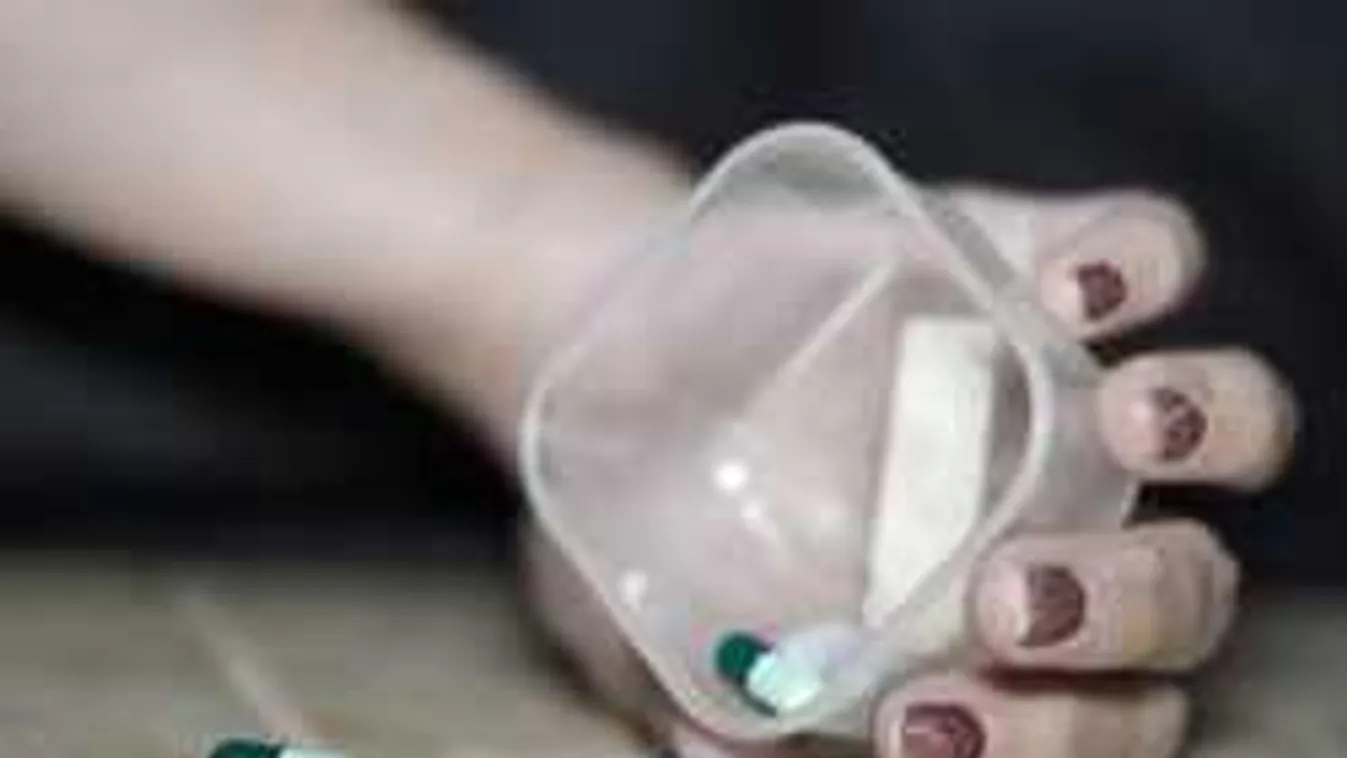 Rákot hazudott, úgy gyűjtött pénzt a magyar csaló