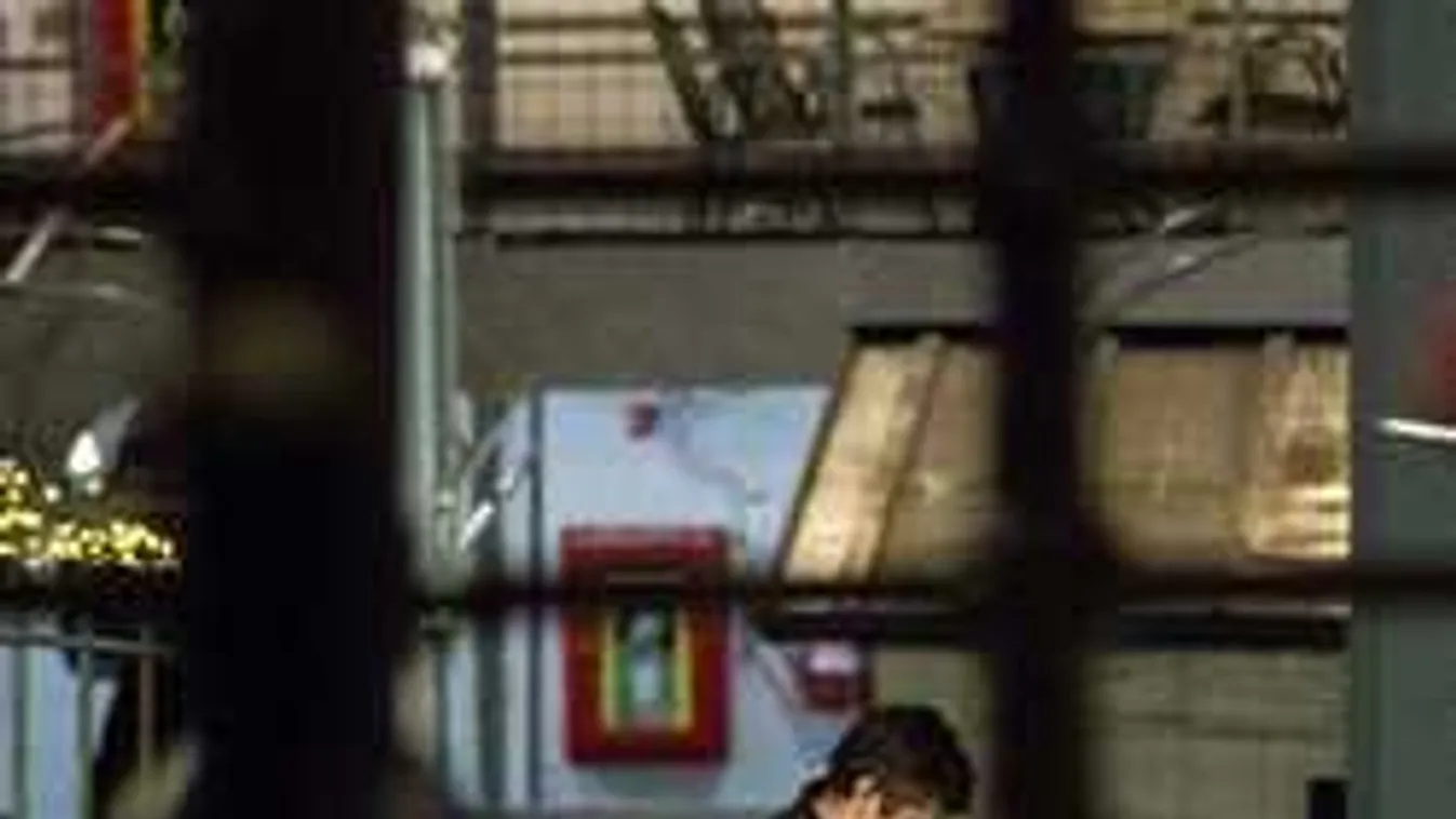 Hadházy lebukott!Simicska átvette az LMP irányítását. Fotók