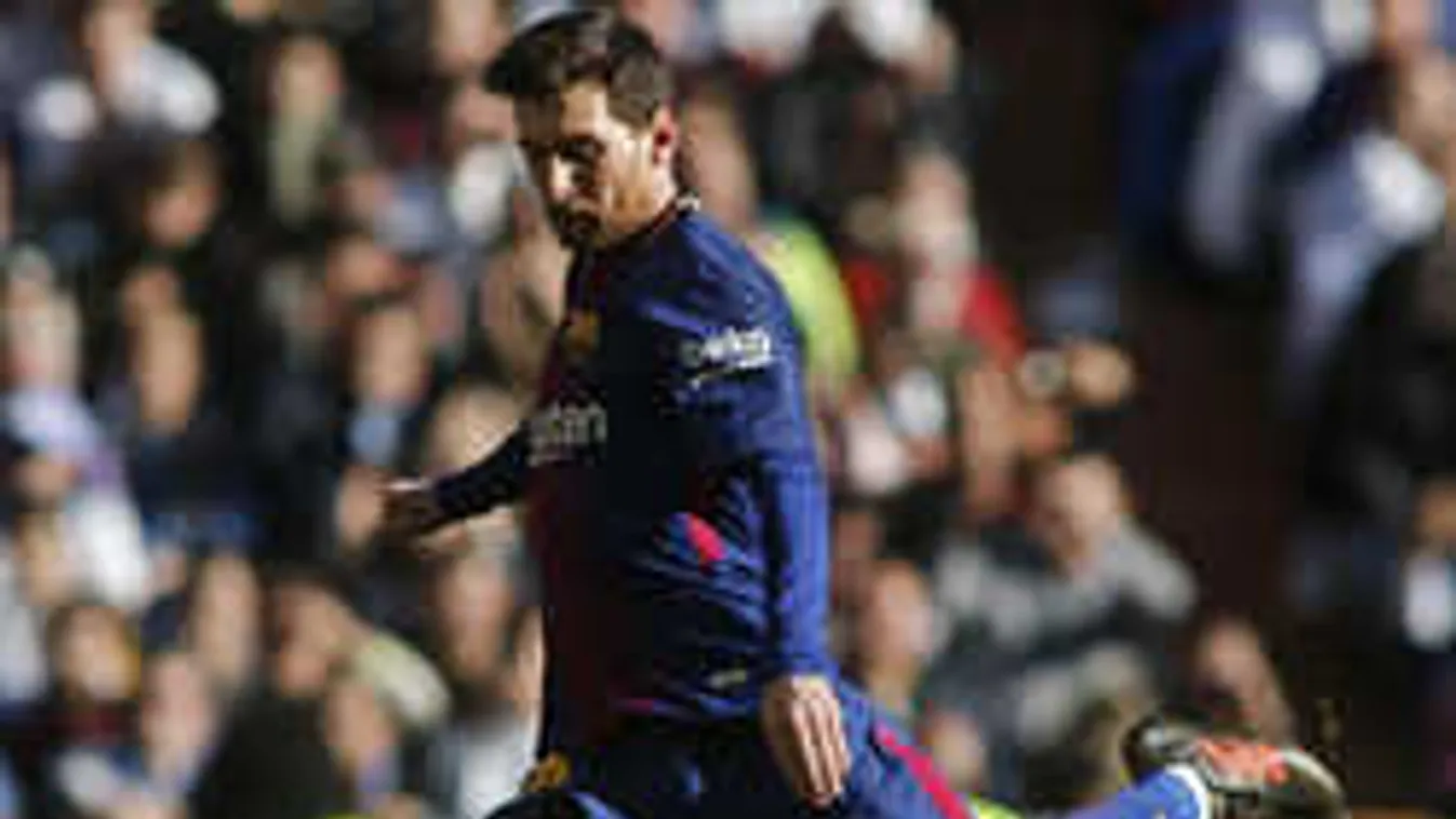 Rettegnek Barcelonában, Messi bármikor távozhat