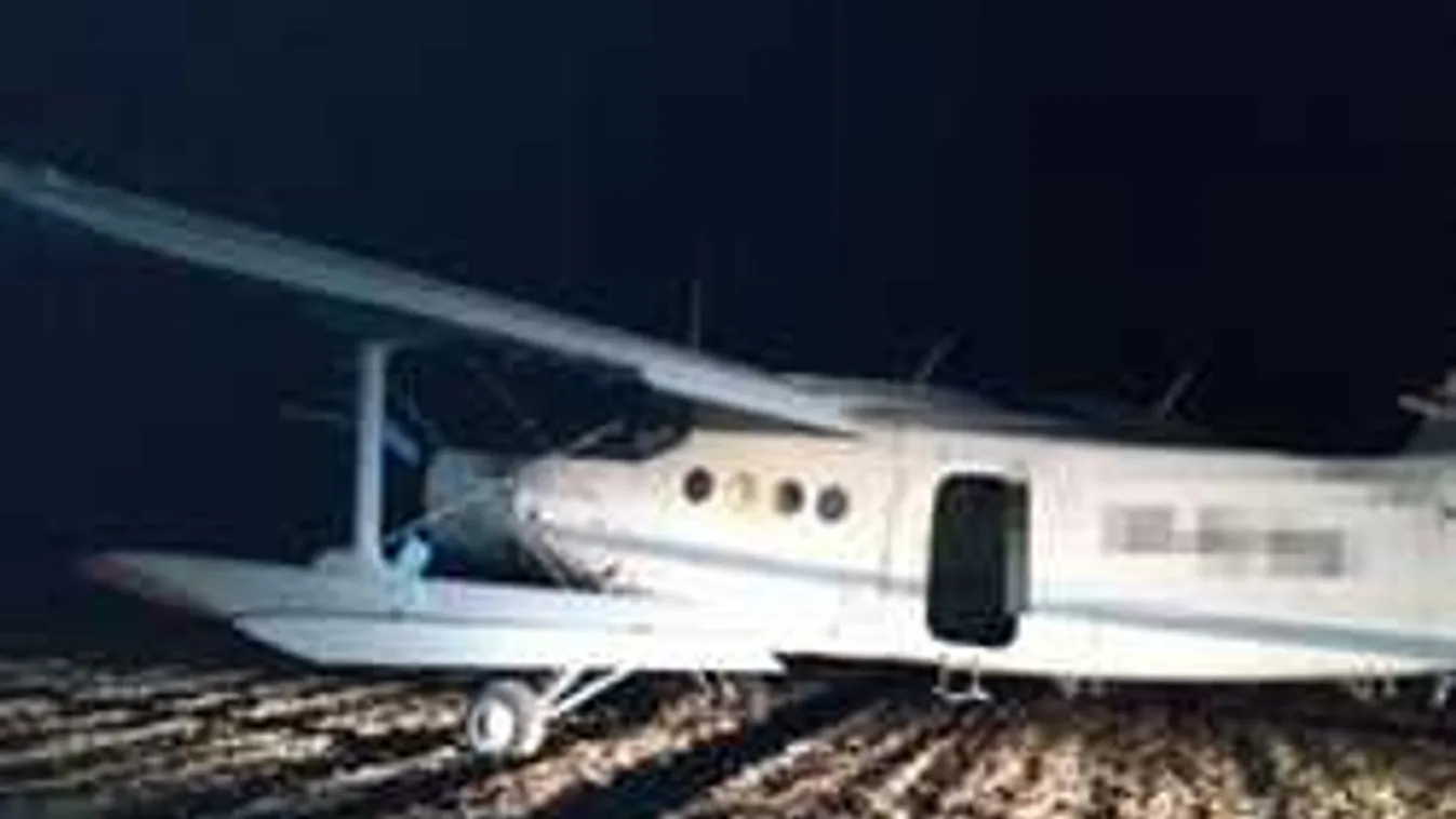 Már repülőt is bevetnek a migránsok, hogy bejussanak Magyarországra