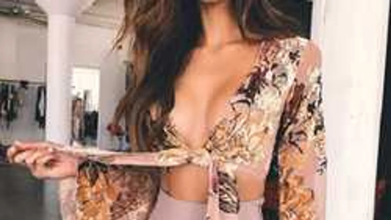 2018 nyarán robban a divatbomba: Így viselik a nők a melltartót