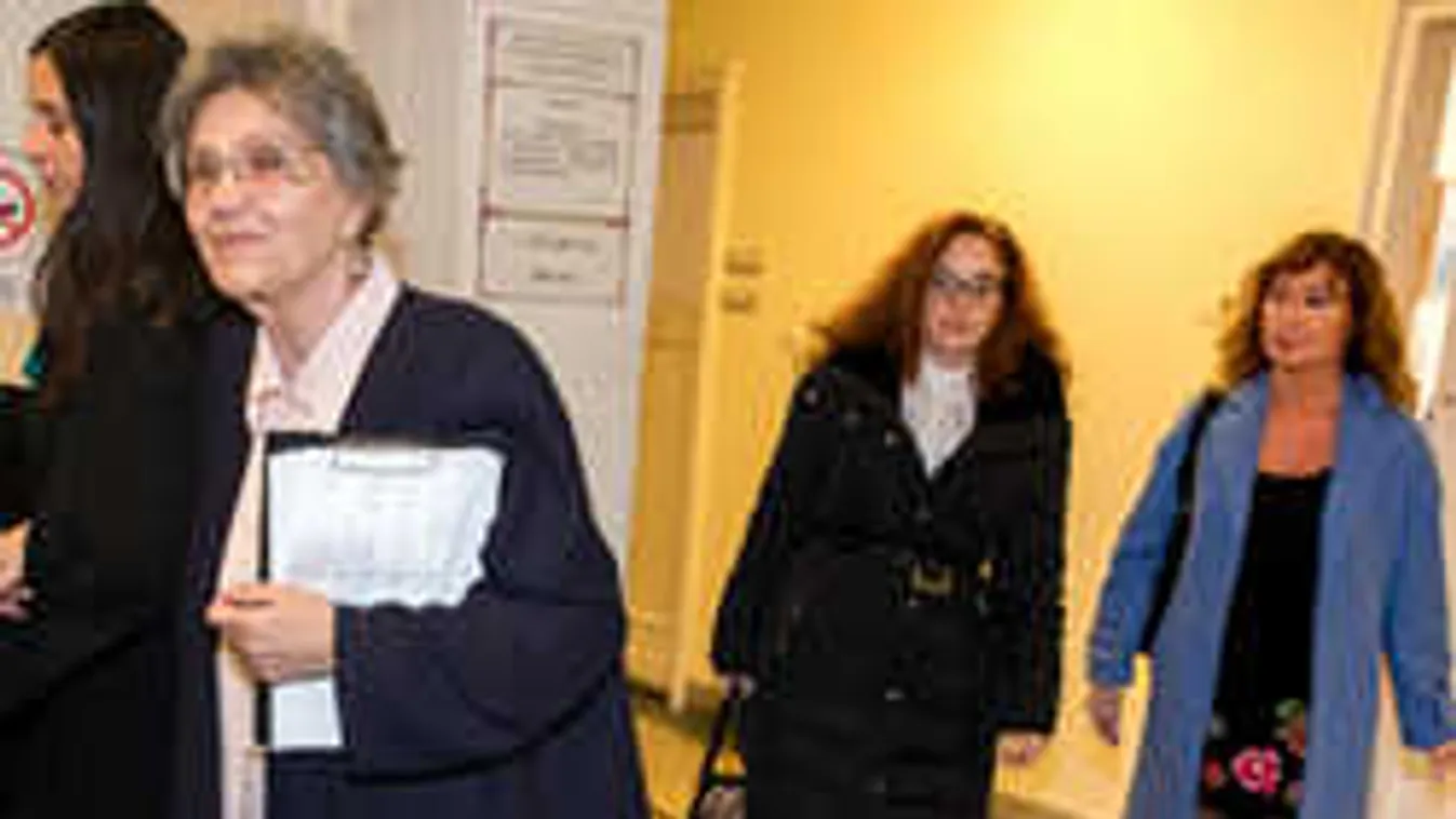 Váratlan fejlemény: Megkegyelmezett unokájának Pécsi Ildikó