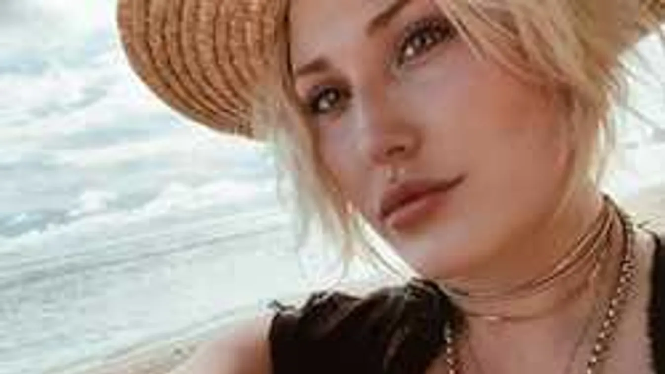 Hasselhoff lánya 2018-ban sem takargatja kerek bájait - Fotók