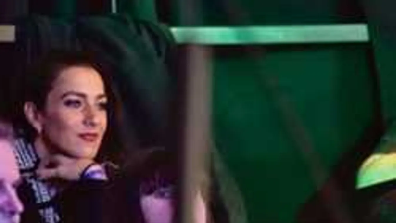 Dúl a szerelem a Sztárban Sztár meg egy kicsi stúdiójában - Fotó