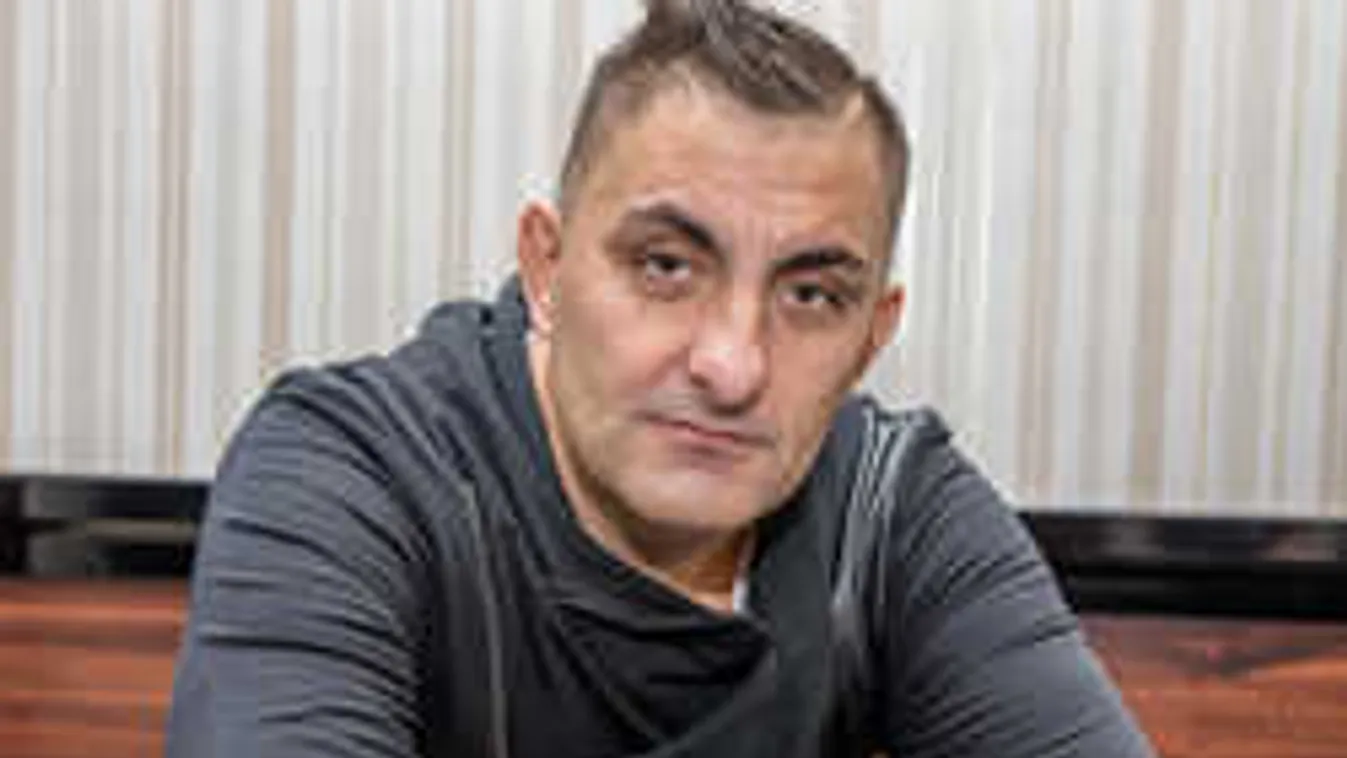 Nagy bajba került: megint feljelentették Győzikét