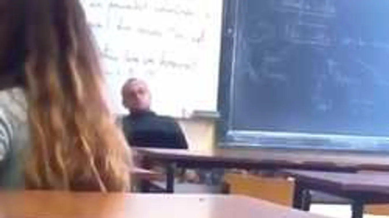 Undorító: tanárként dolgozó pap maszturbált a diákjai előtt - videó