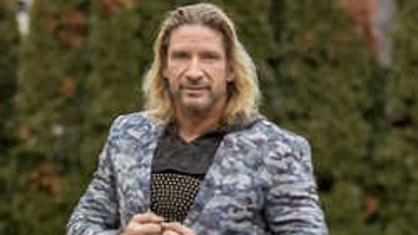 Édesanyja állapota miatt retteg a szívtipró magyar színész