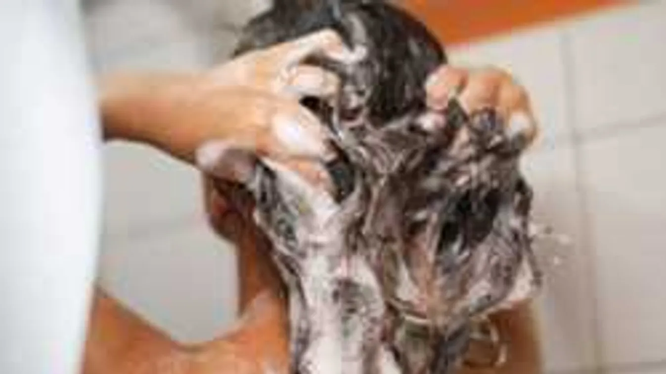 Hihetetlen, mi történik, ha szódabikarbónát teszel a samponba