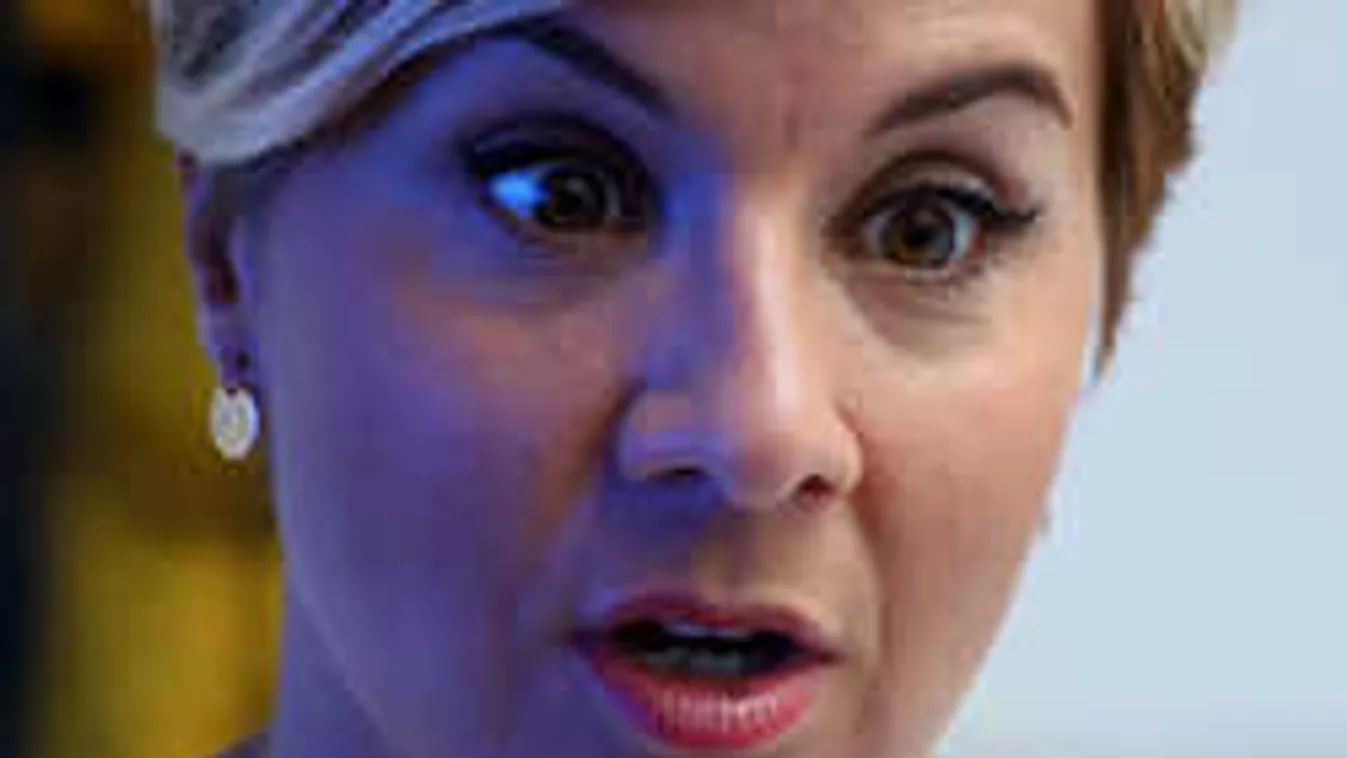 Durva véleménye van Ábel Anitáról Fésűs Nelly párjának