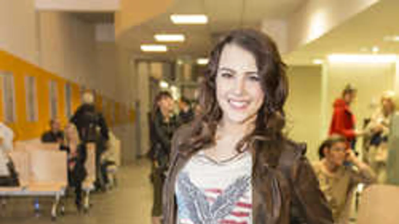 Zavarba ejtő fotó: megnézheted, mekkora melle vannak Tóth Andinak