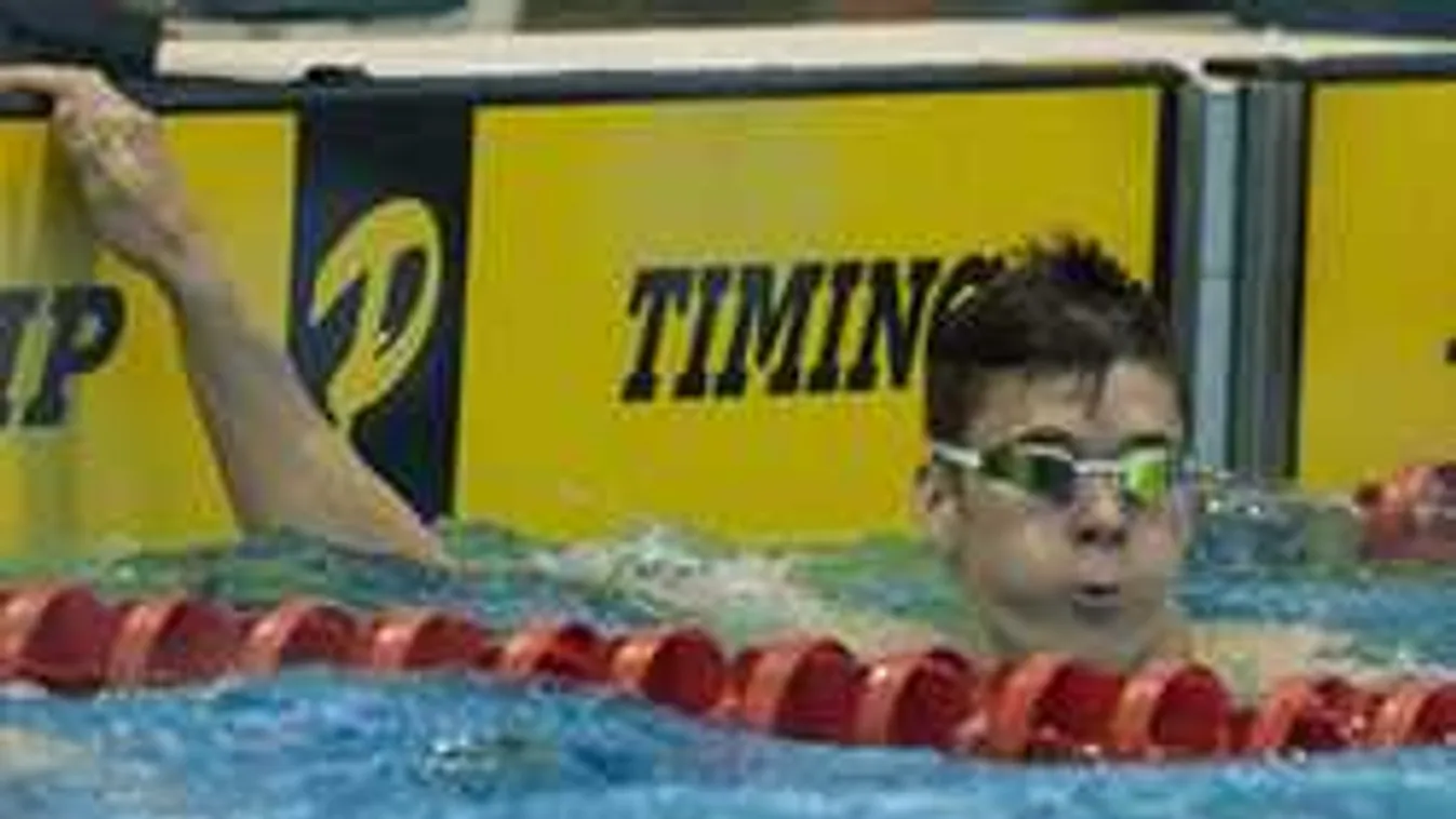 Szakad a klub, otthagyta Hosszúékat egyik emberük