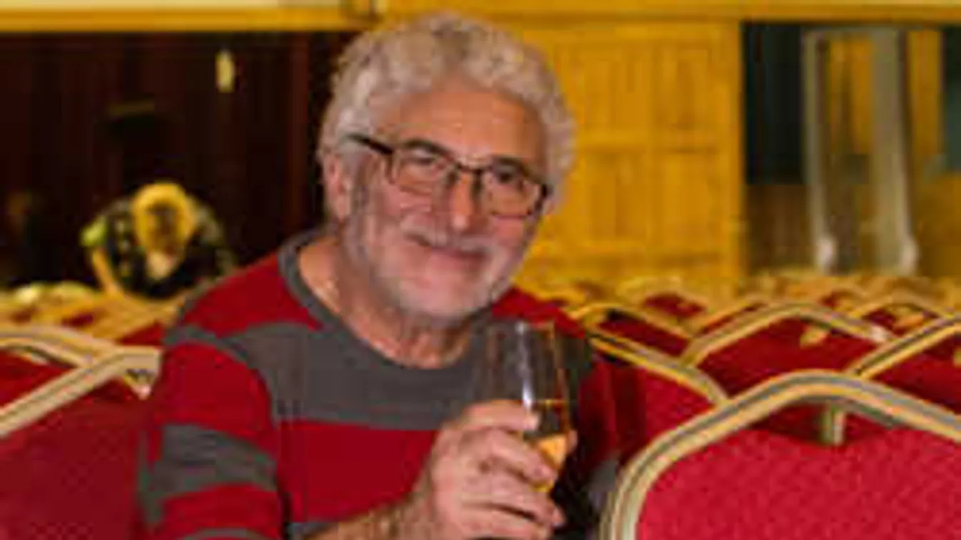 Szívszorító, levélben kérte kislánya a sztárt, hogy gyógyuljon meg