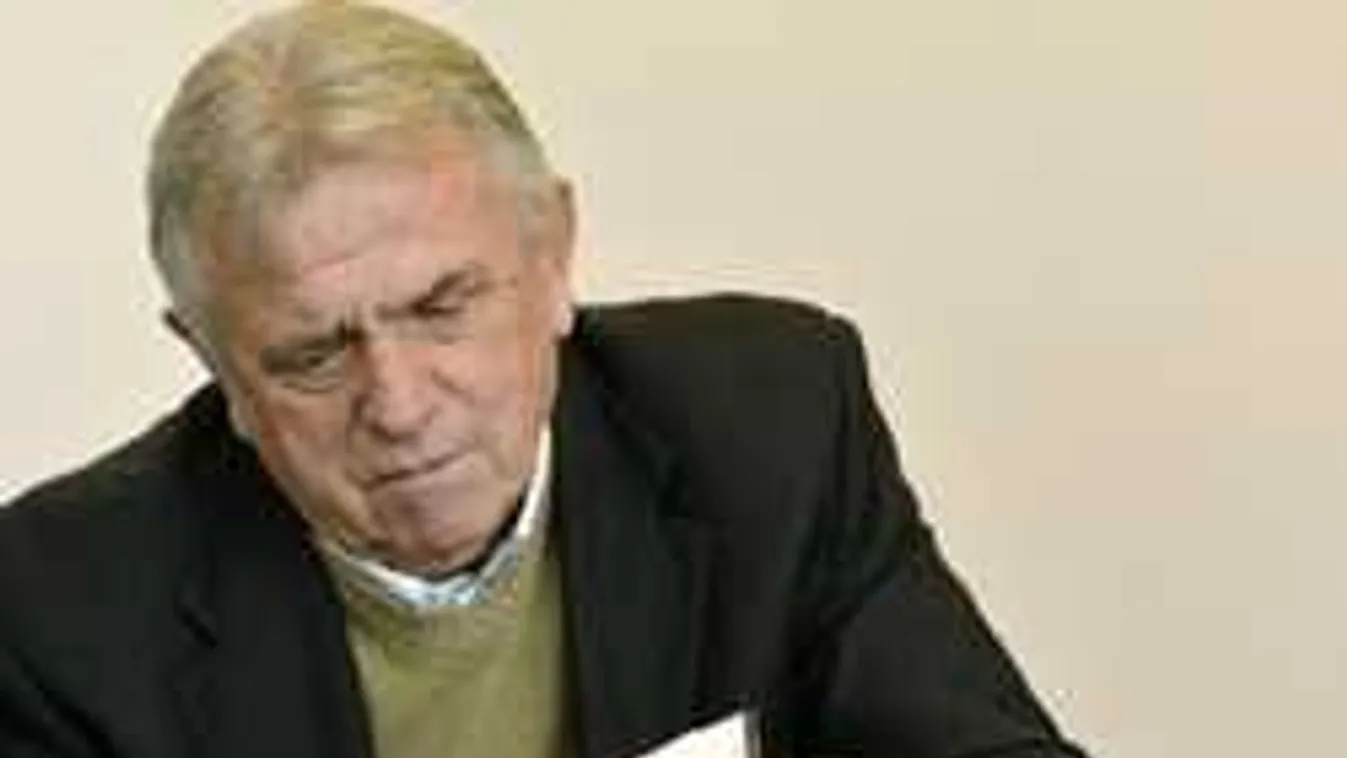 Megrendült egészségéről vallott a magyar futball-legenda