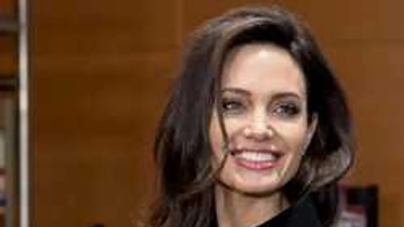 Ilyen fotót se gyakran látni Angelina Jolie gyerekeiről