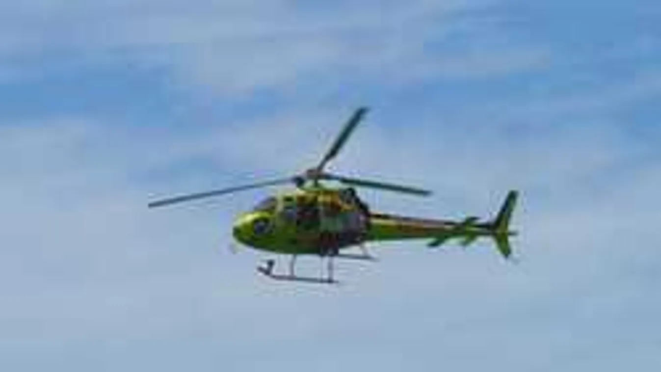 Mentőhelikoptert riasztottak a síelőhöz,keresőkutyák találtak a testre