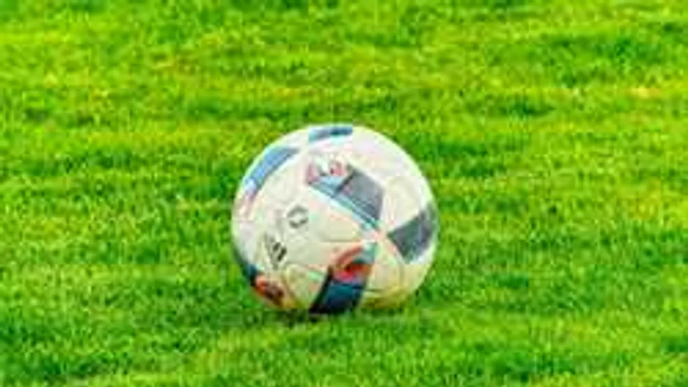 Dráma a pályán: meccs közben vesztette életét a fiatal focista