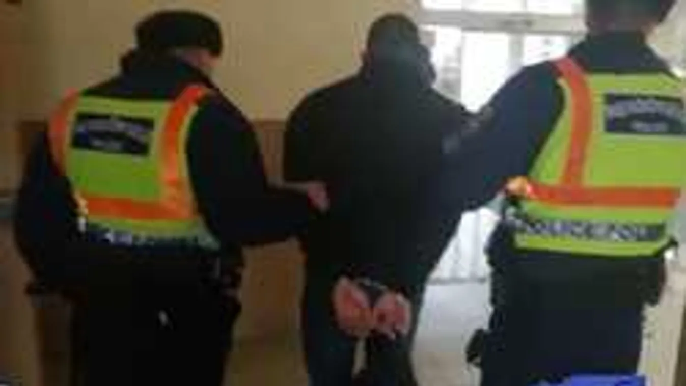 Riadtan hívta a rendőrséget a debreceni nő,undorító dolog történt vele