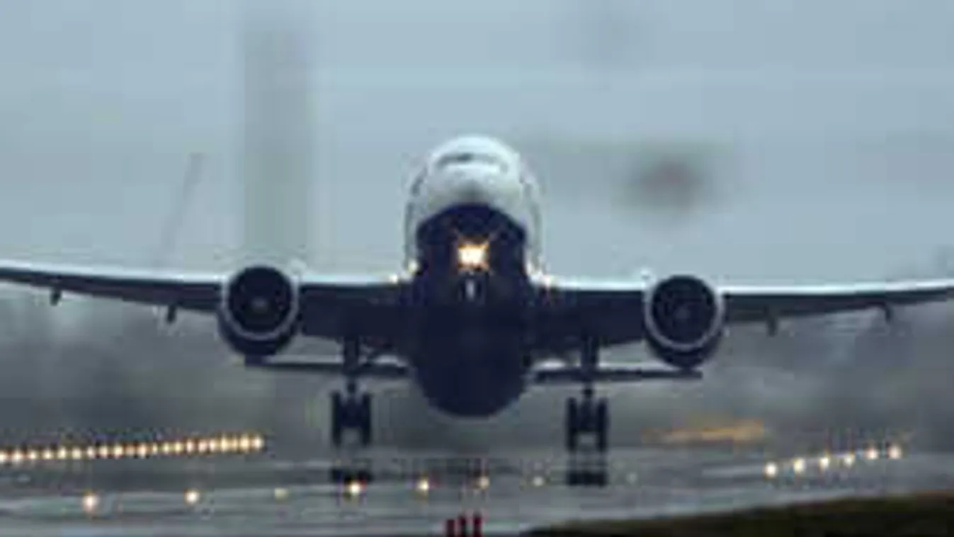 Óriási szexjátékszer okozott felfordulást a repülőtéren - Videó