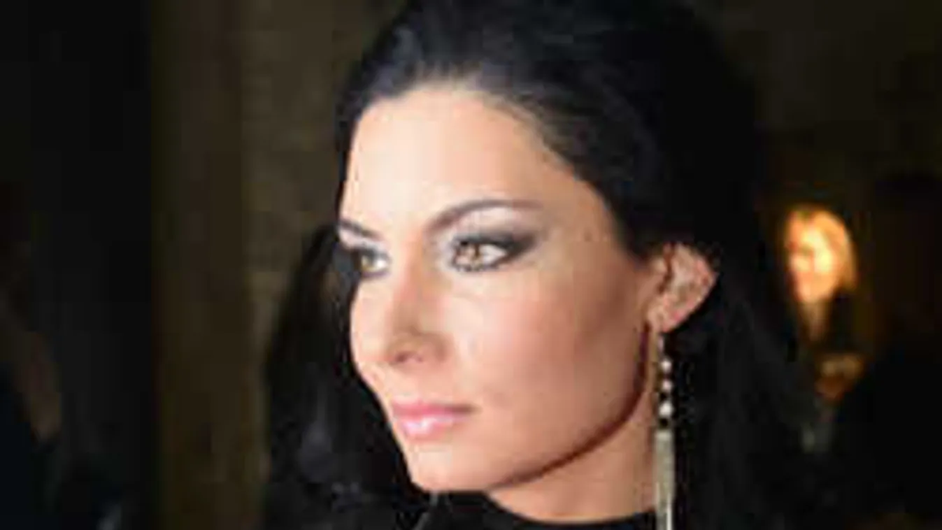 Valami furcsa dolog történt Gregor Bernadett szervezetével