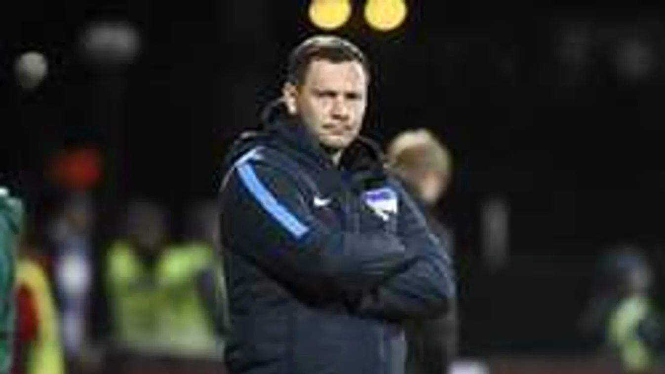 Telefonon sem hagyja békén Dárdai a játékosait