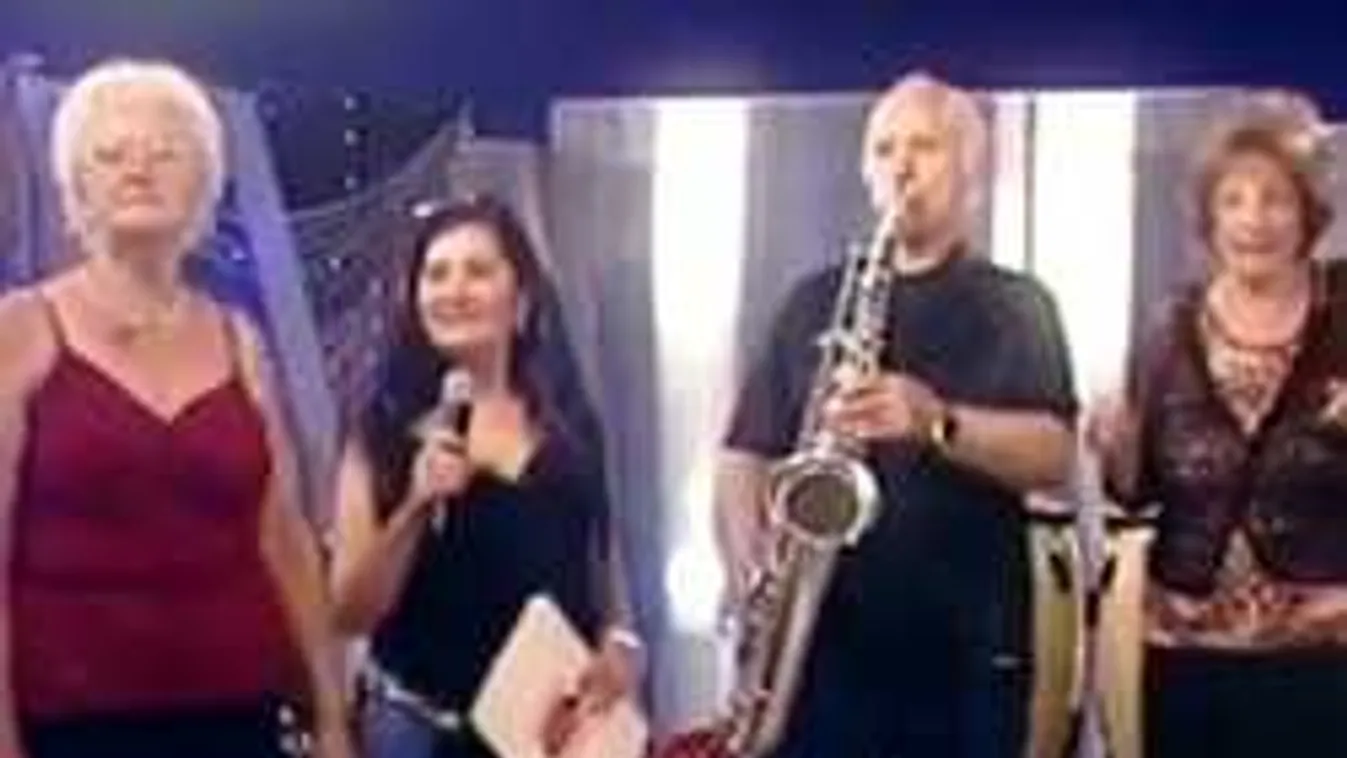 Most érkezett: Azonnal kirúgták az internet új magyar sztárját