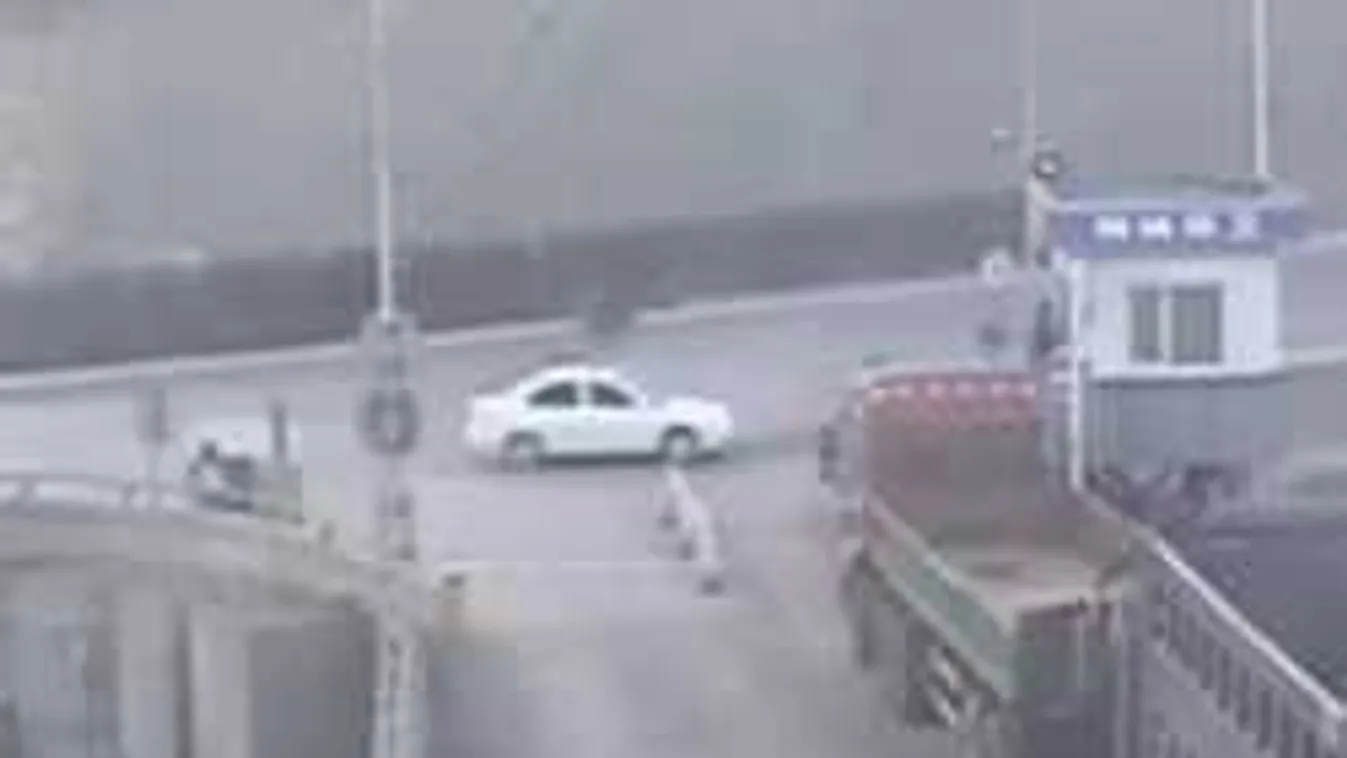 Az év eddigi legborzalmasabb balesetét rögzítette a térfigyelő kamera